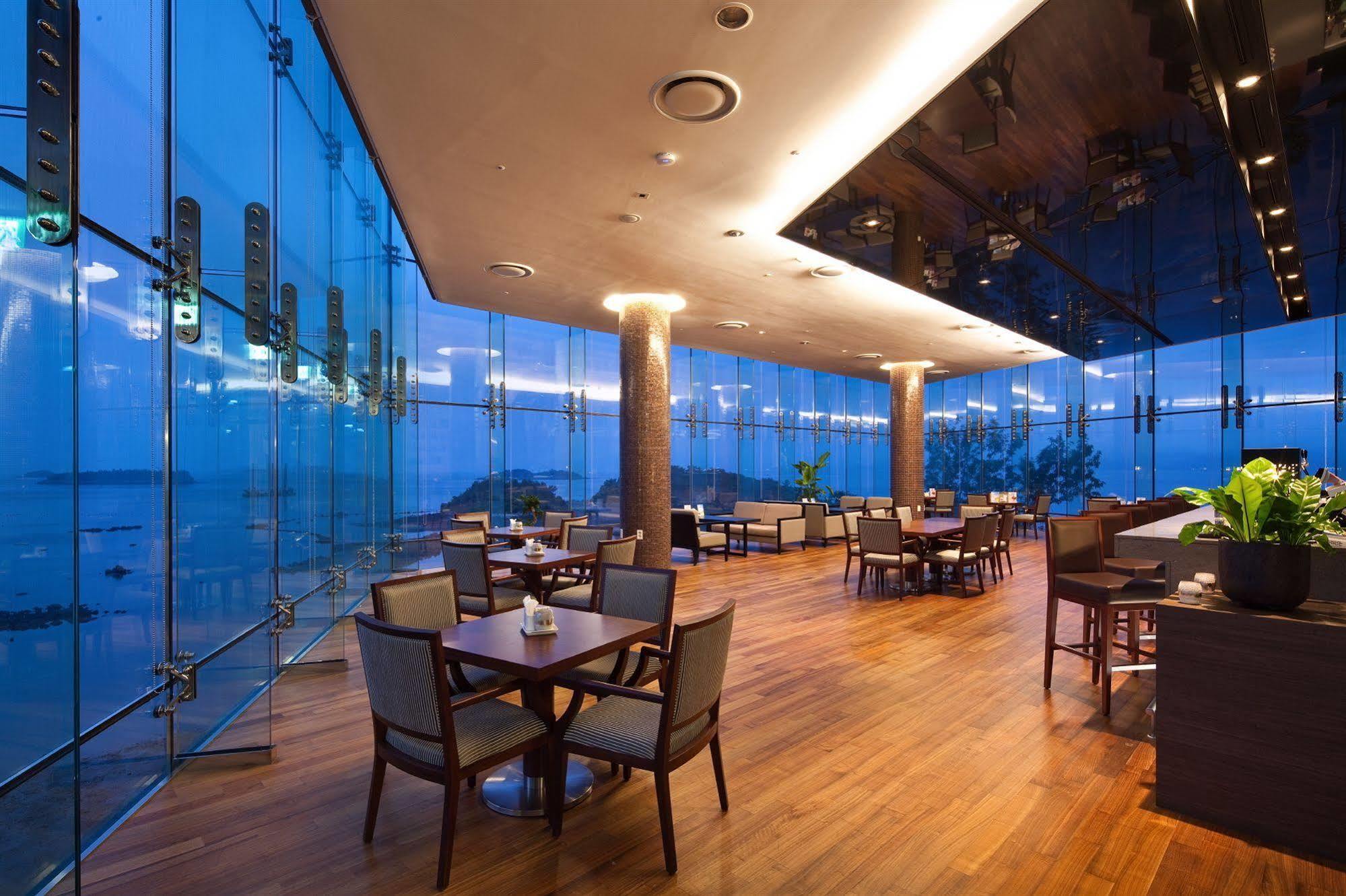 Hidden Bay Hotel Yeosu Exterior foto